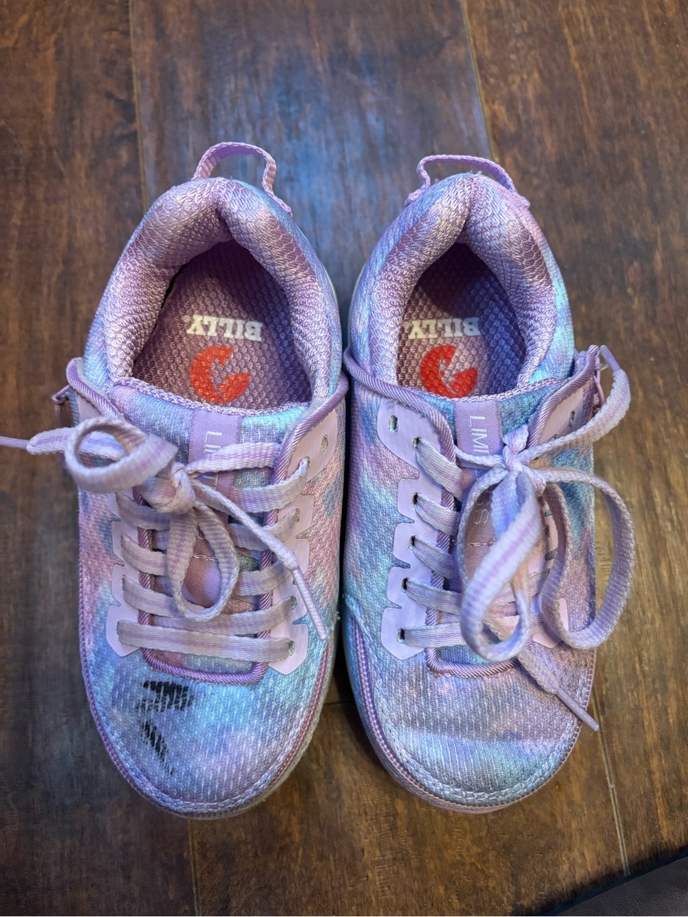 LILAC WATERCOLOR BILLY LIMITLESS
